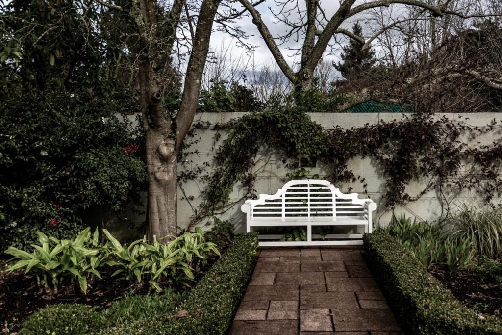 How to Keep Your Garden Thriving and Green All Year
